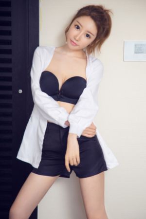 最年轻的小姨子