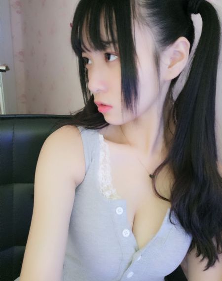 穿刺公媳情电影